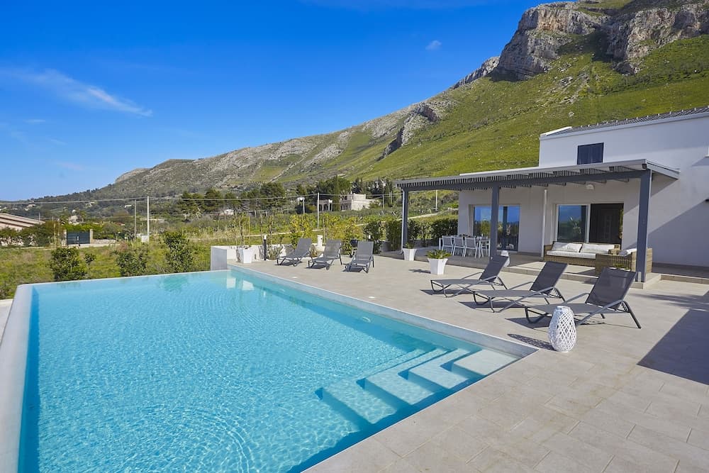 Villa Biancolilla