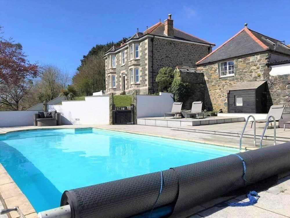 Nanplough Country House and Cottages