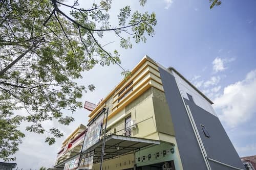 OYO Life 570 Pesona Asri Homestay Syariah