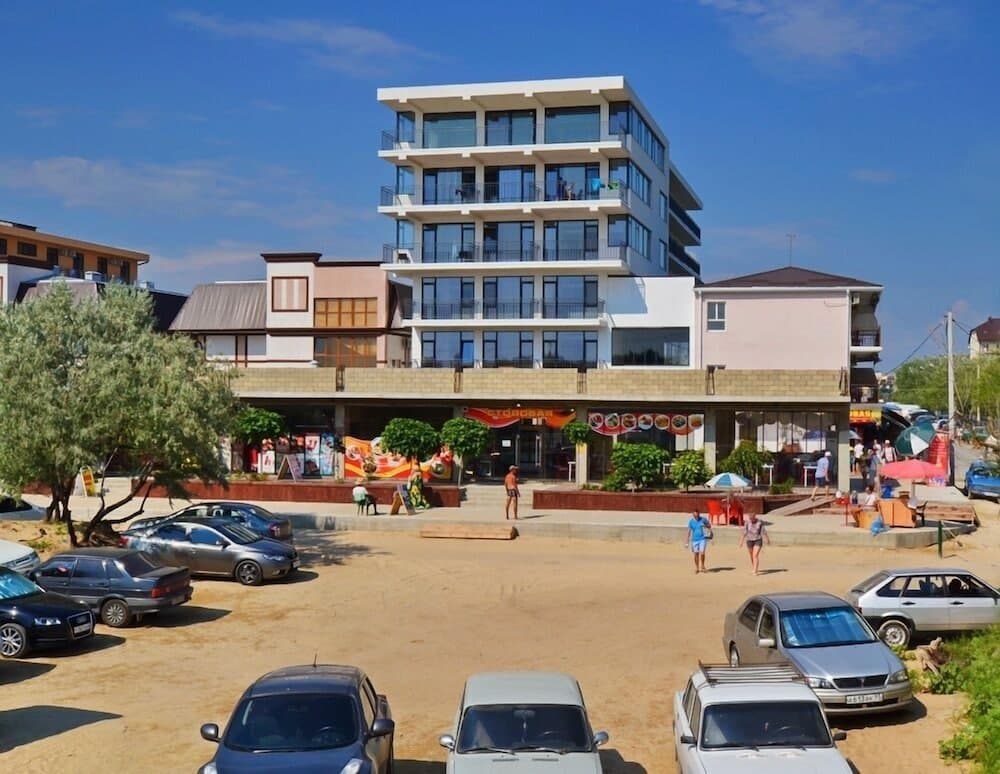 Bravo Hotel