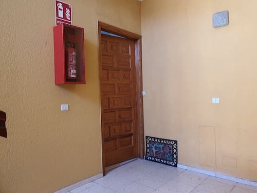 Doramas Private Rooms Shared Toilet