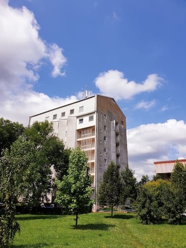 Summer Residence - Hostel