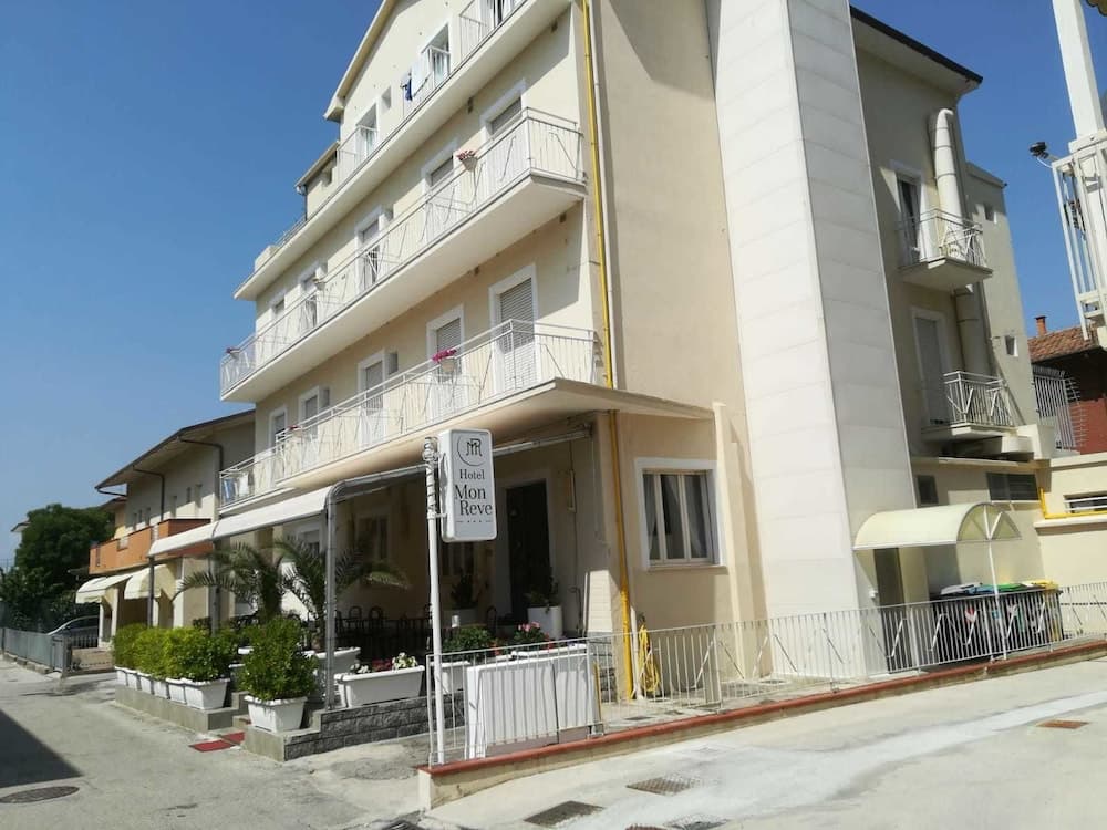 Hotel Mon Reve