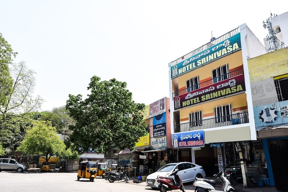 SPOT ON 36583 Hotel Srinivasa Residency
