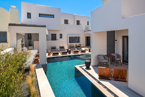 Uma Ray Suites
