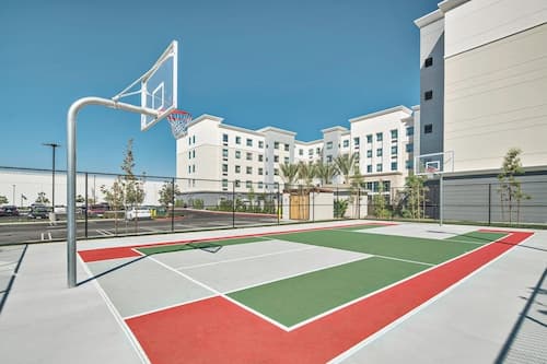 Staybridge Suites Irvine-John Wayne Airport by IHG