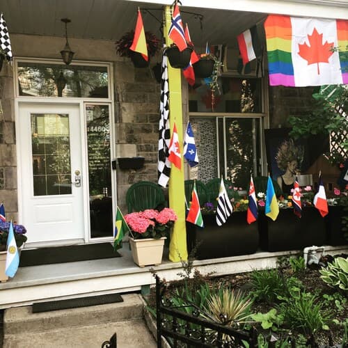 Pied-A-Terre Mont-Royal - Hostel