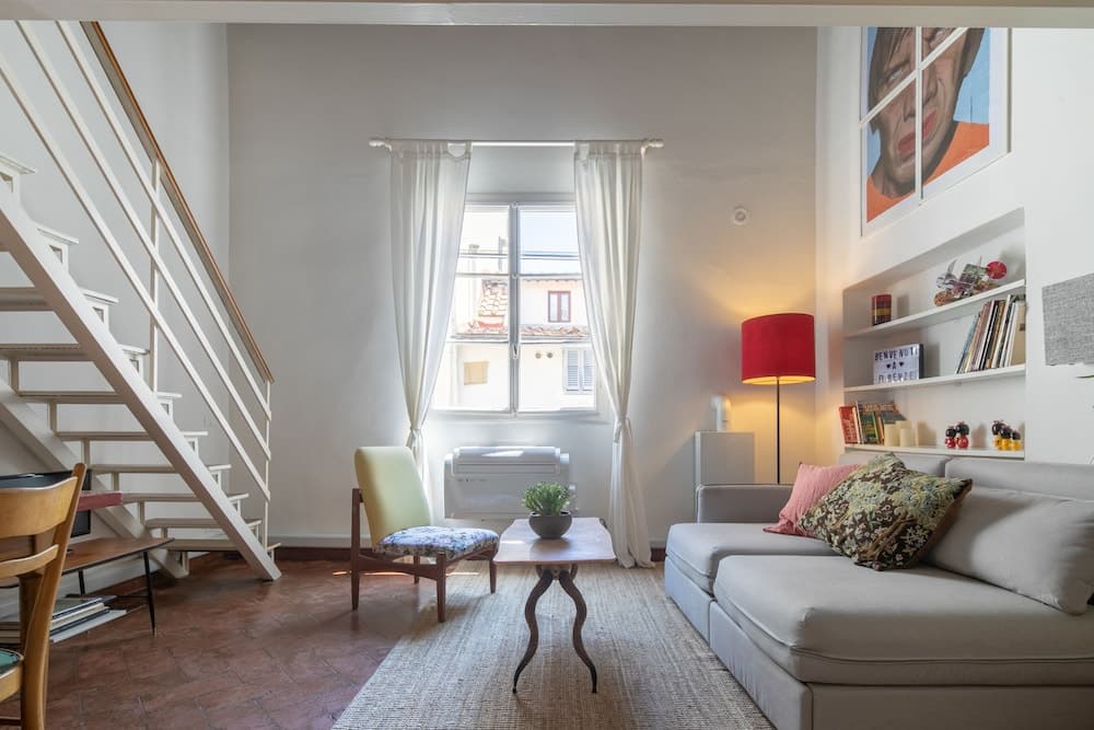 Serragli Loft by Mmega
