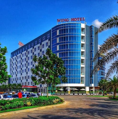 Wing Hotel Kualanamu Airport