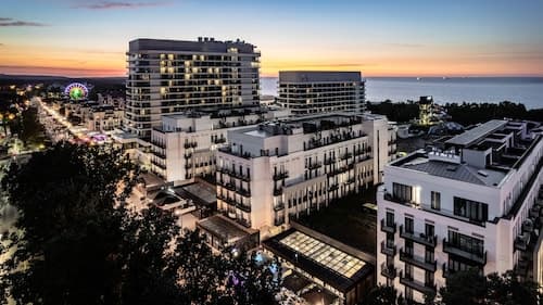 Apartamenty Sun & Snow w obiekcie Baltic Park Fort z jacuzzi
