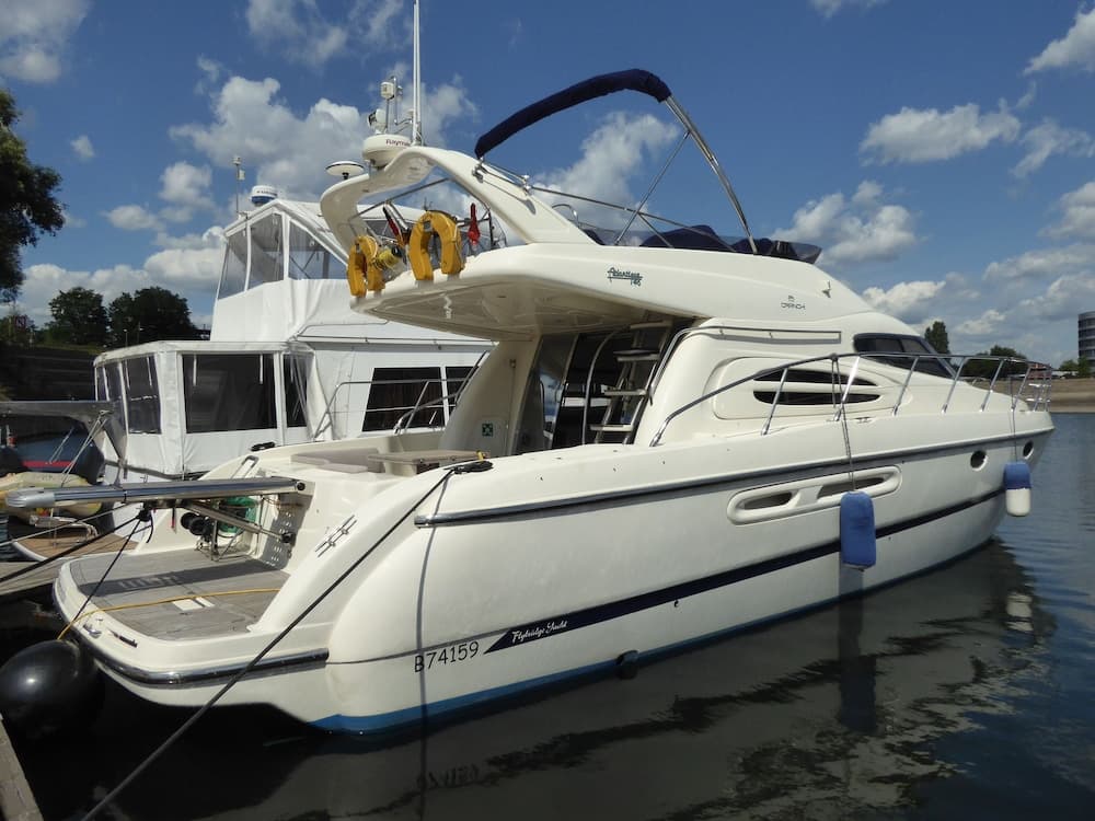 Rhein Yacht Lexa