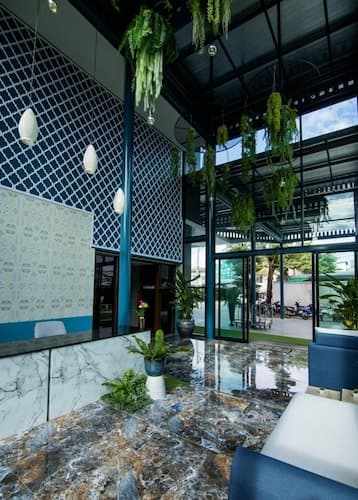 Blue Lagoon Hotel