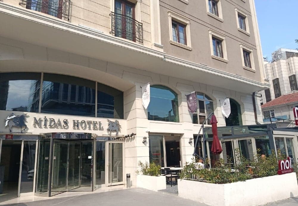 Midas Hotel