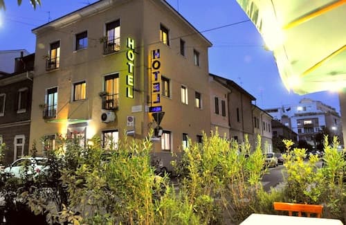 Hotel Dover
