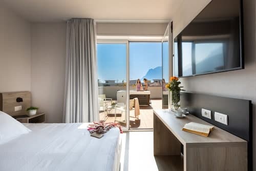Goti' Hotel