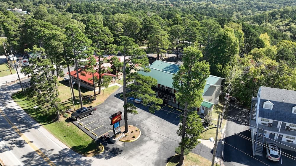 Travelers Inn