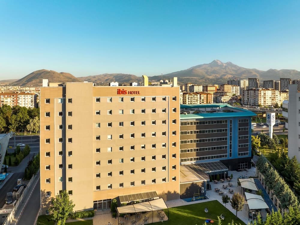 İbis Hotel