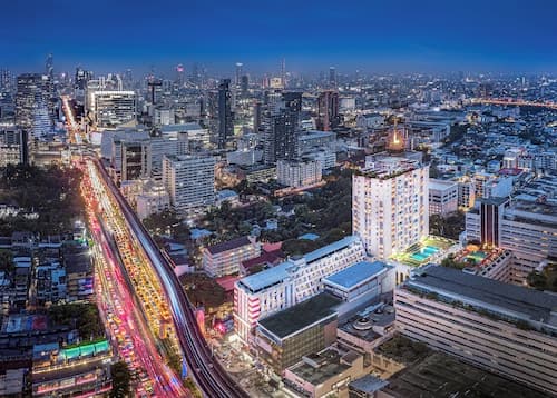 Evergreen Place Siam by UHG