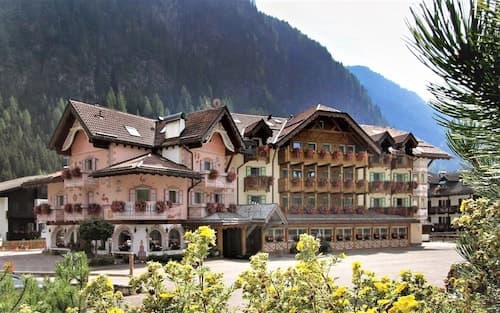 Hotel Gran Chalet Soreghes