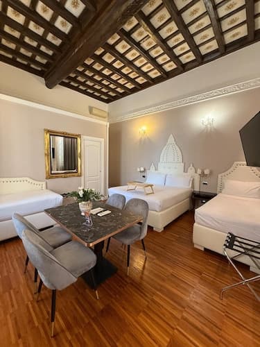 I TRE MOSCHETTIERI - D' ARTAGNAN Luxury Guest House
