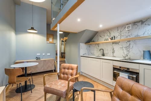 KM Apartments