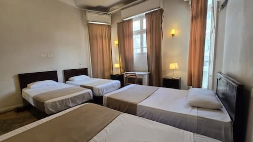 Traveler's House Hotel