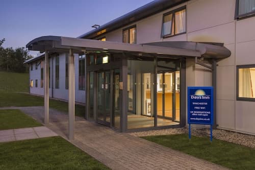 Days Inn by Wyndham Winchester M3