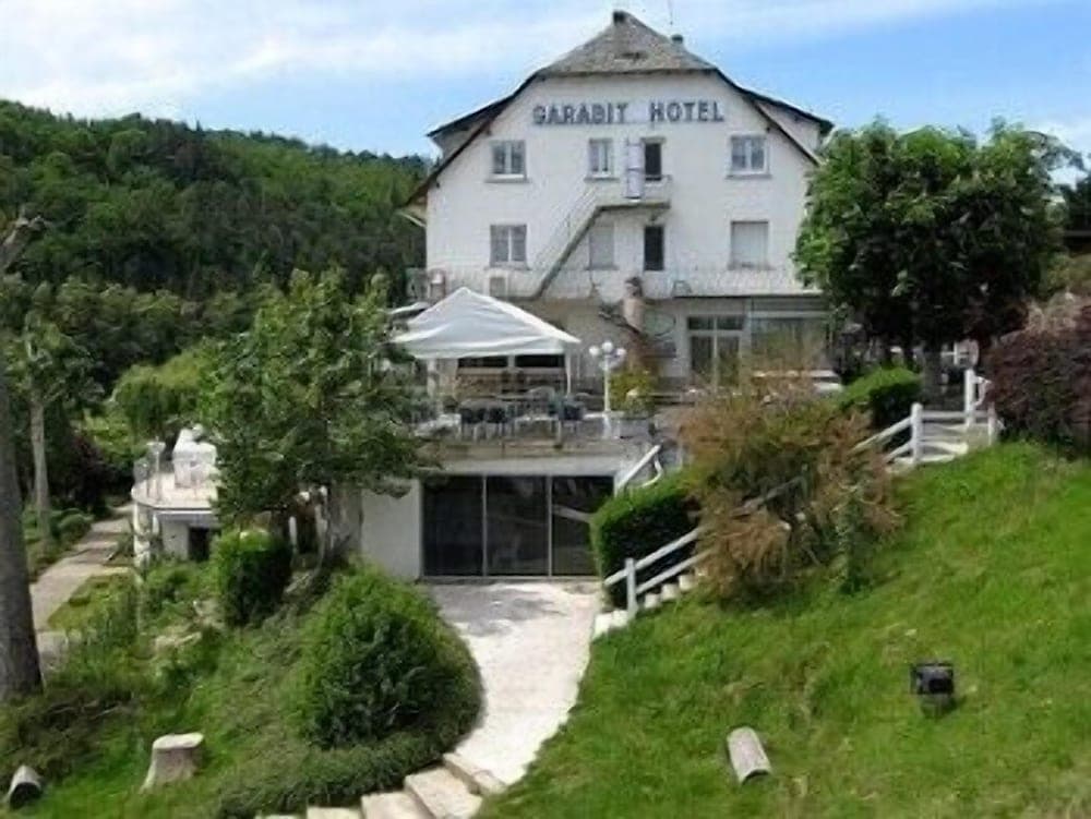 Garabit Hôtel