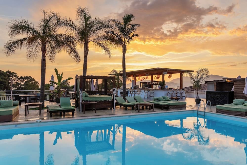 Bella Vista, Hôtel Suites & Maisons