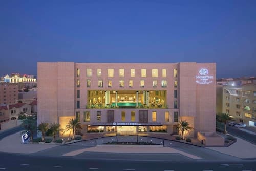 DoubleTree by Hilton Doha - Al Sadd