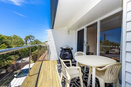 Sunbright 2/5 Petrel Street