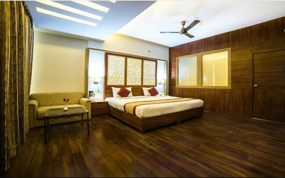 Hotel Apex International