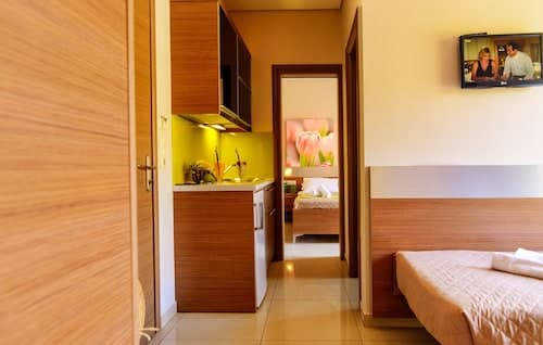 Relax Hotel