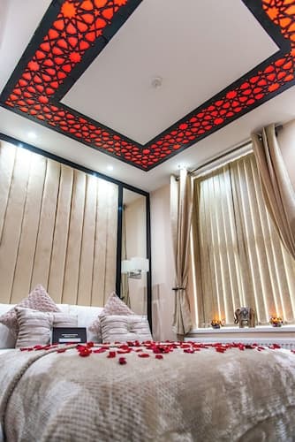 Velmora Suites Bradford