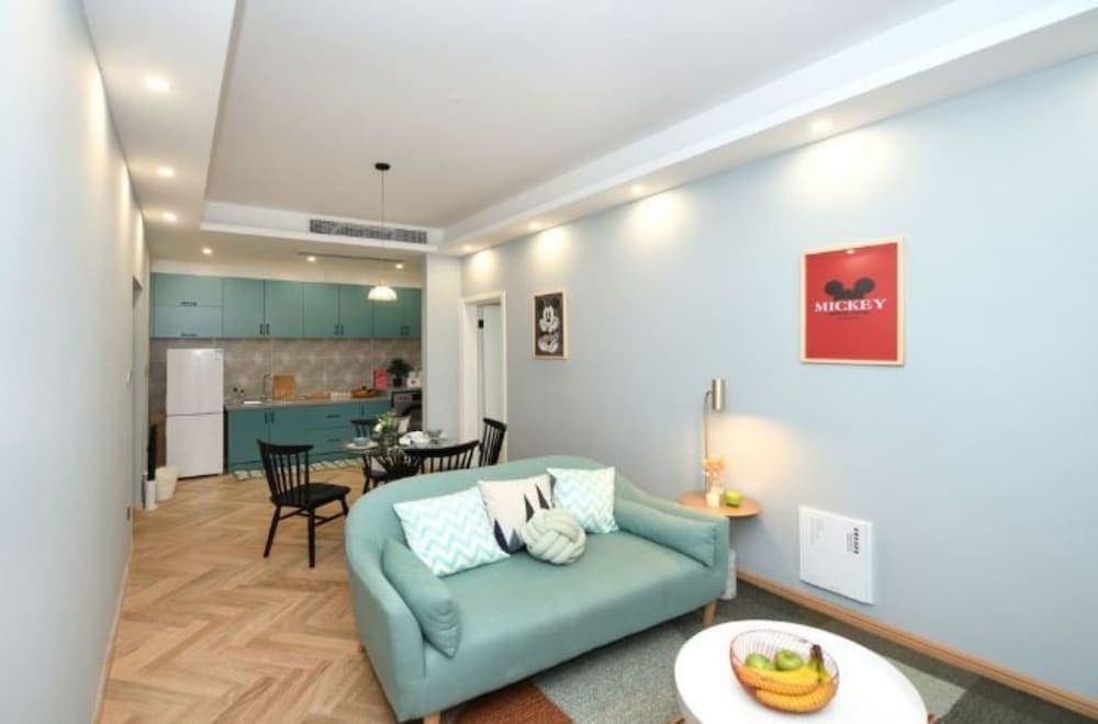 Man Yin Ju Modern Style Apartment