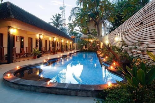 Sama - Sama Bungalow