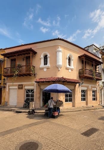 Ethnic Thematic Hotel