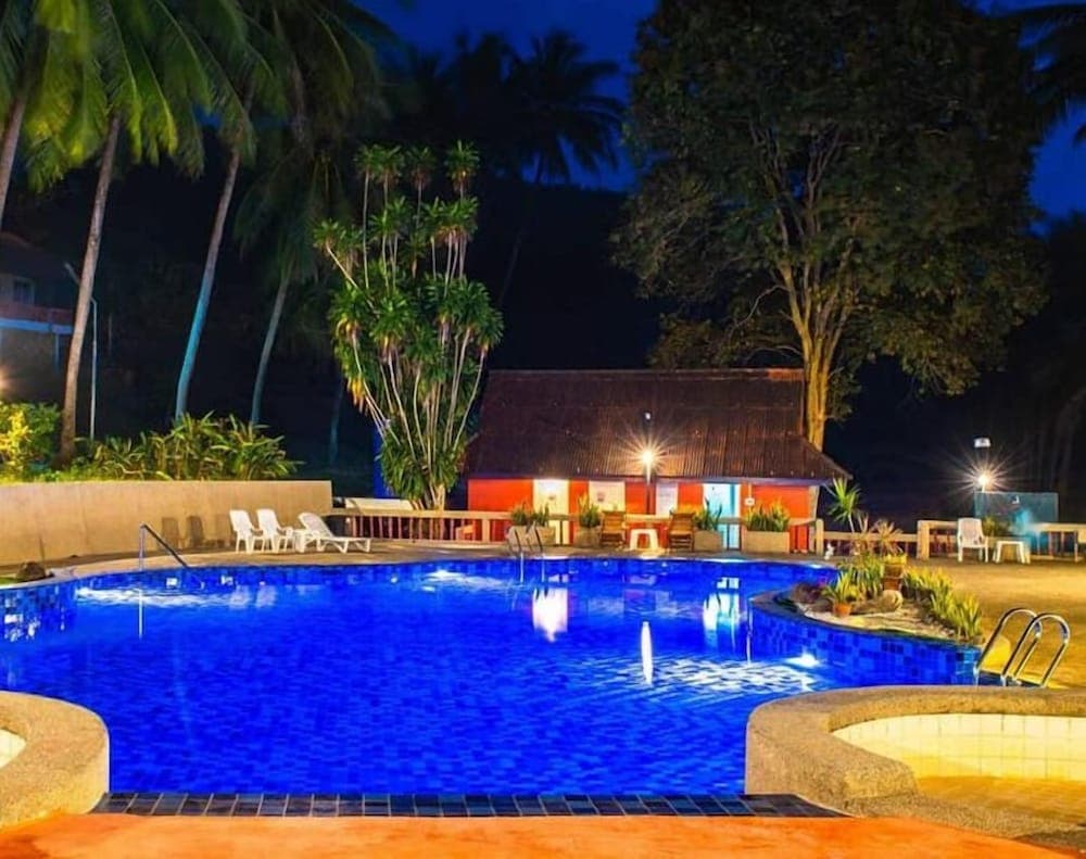 Jansom Beach Resort Ranong