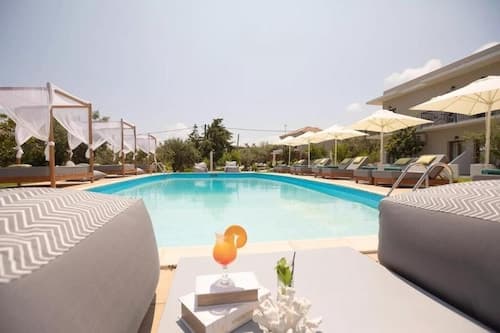 Skiathos Avaton Hotel