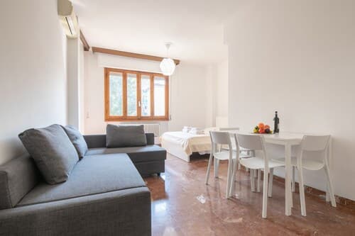 Novoli 4 Bedrooms by Mmega