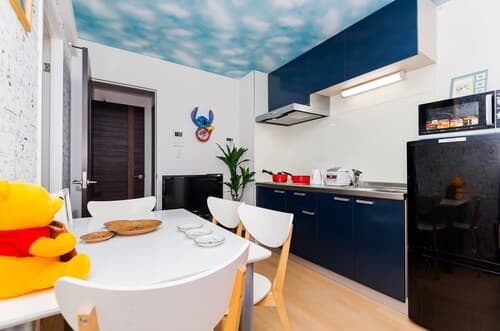 Sunny and Comfortable Apartment 73