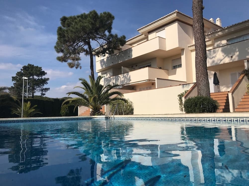 Very Nice Family Apartment, Close To Pool