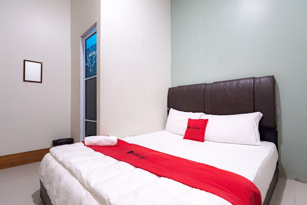 RedDoorz near Hang Nadim Batam Airport