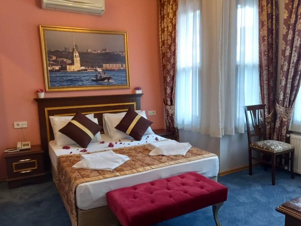 Emirhan Hotel - Yetişkin Oteli