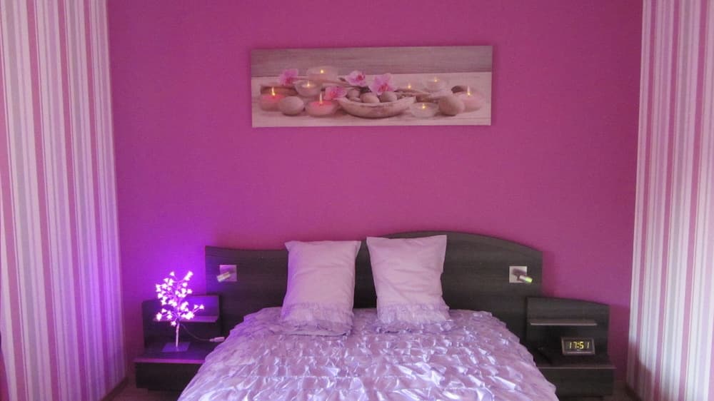 Chambre D'Hotes Les Glycines