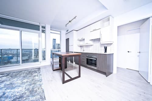 Grand Royal Condos- Downtown