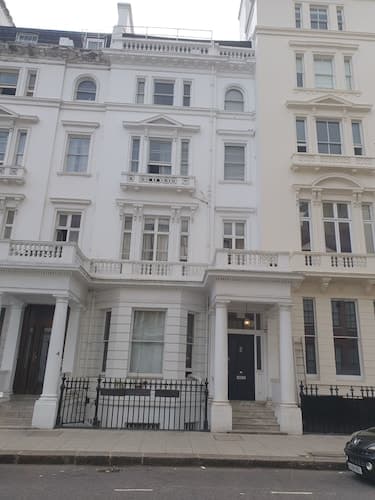 Studio Apartment in South Kensington 12