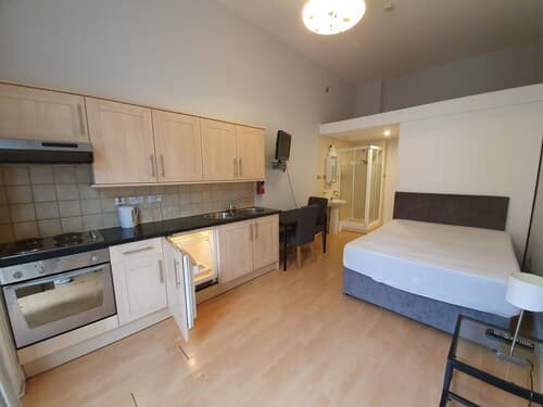 Studio Apartment in South Kensington 17