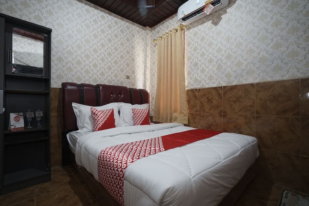 OYO 1234 Hotel Silampari