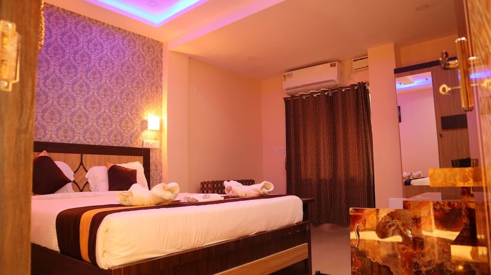 Mahira Residency